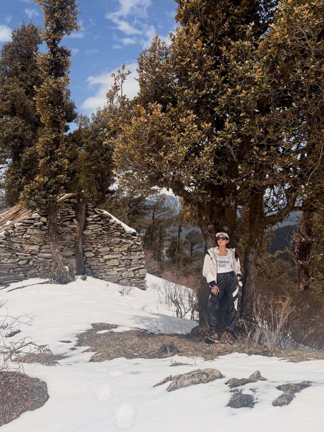 She was also seen giving the netizens an overview of the place in the post captioned, &ldquo;It&rsquo;s not the mountain we conquer, but ourselves.&rdquo; &mdash; Sir Edmund Hillary (sic)"